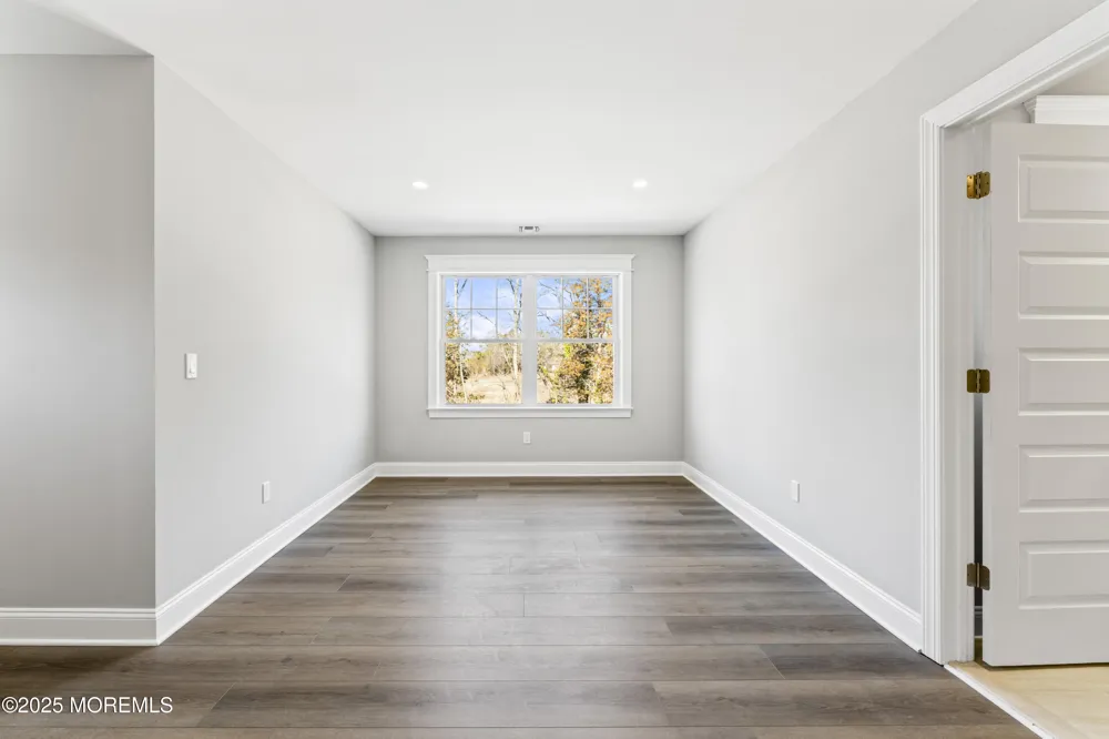837 Naryshkin Way Toms River, NJ 08753