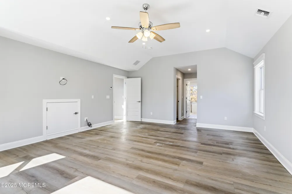 837 Naryshkin Way Toms River, NJ 08753