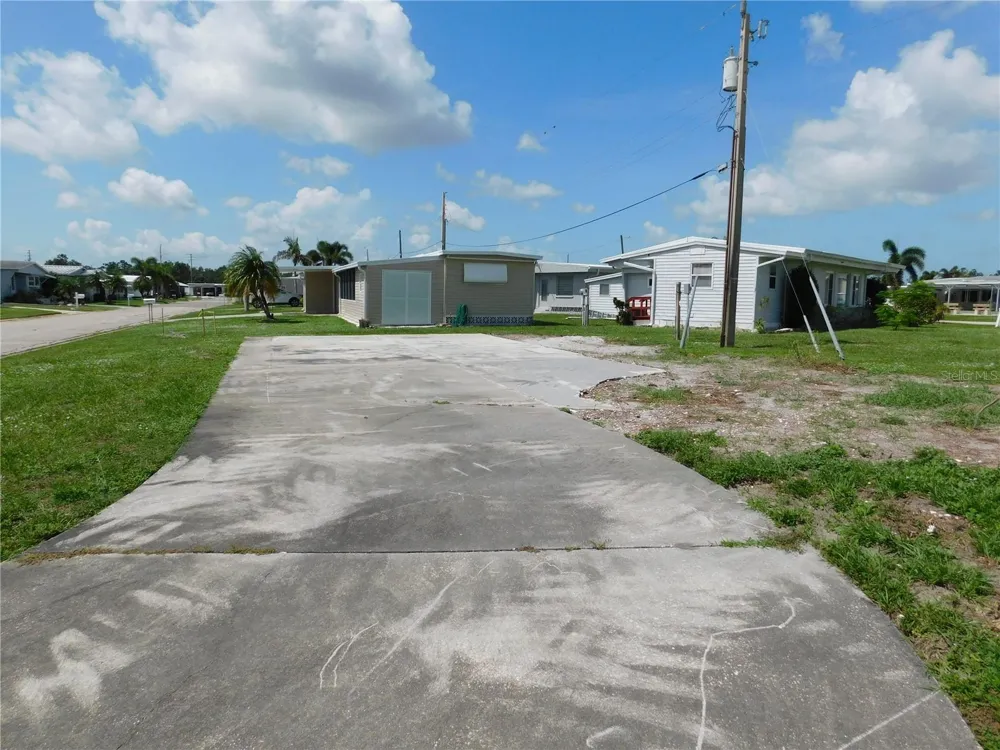 1205 43RD AVENUE DRIVE E Ellenton, FL 34222
