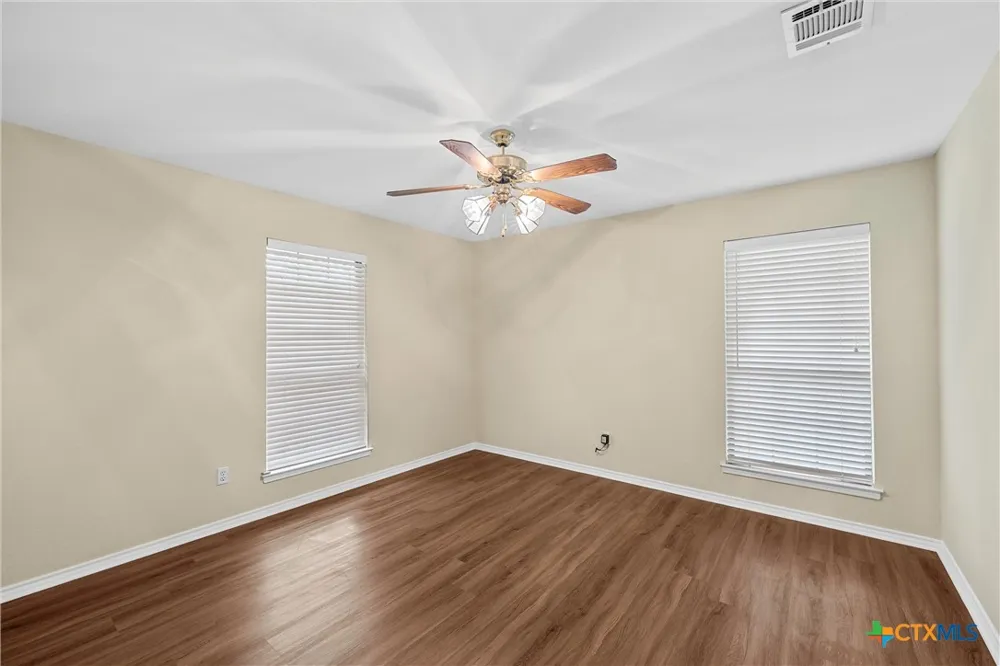 8216 Teakwood Drive Woodway, TX 76712