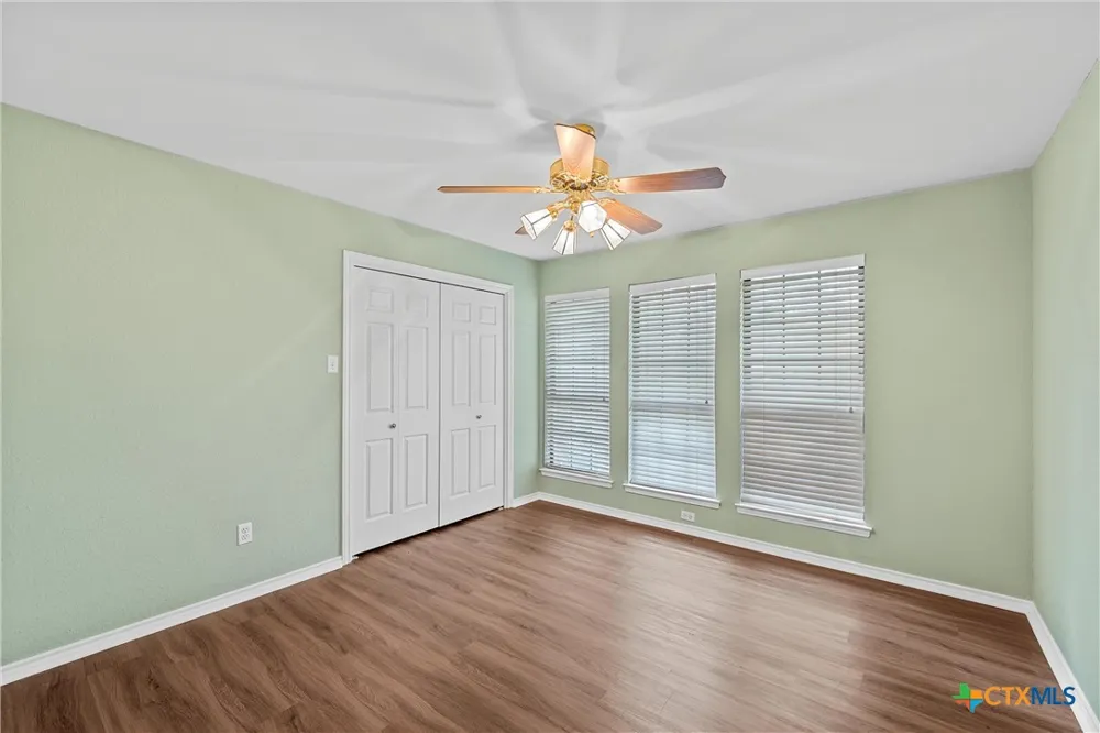 8216 Teakwood Drive Woodway, TX 76712
