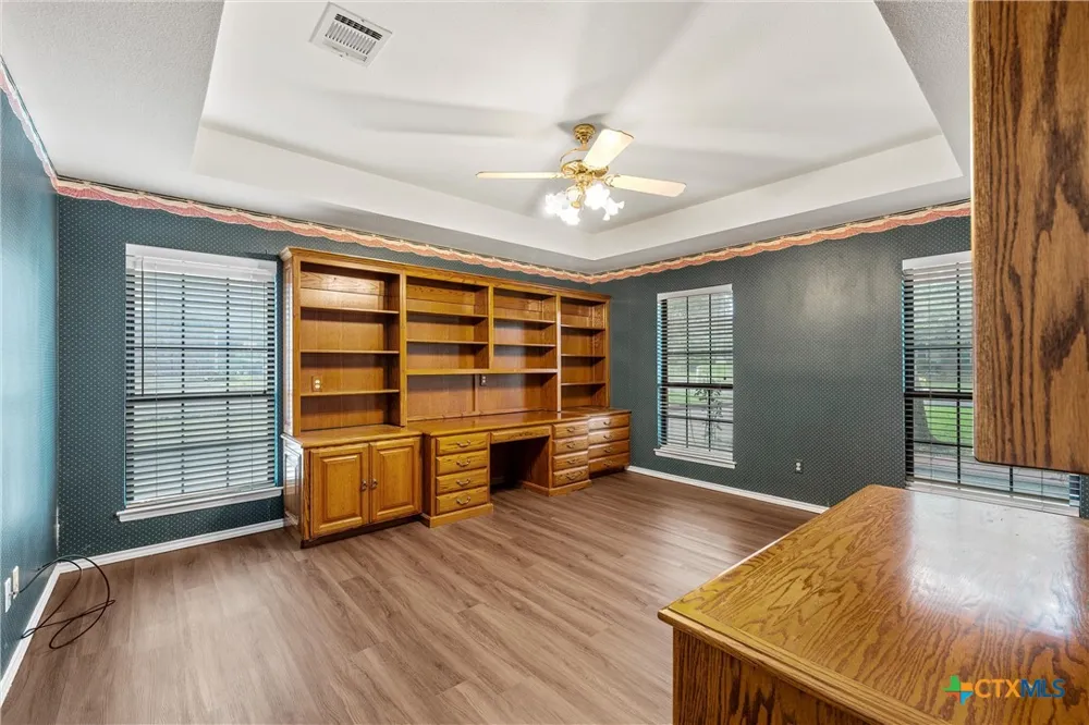 8216 Teakwood Drive Woodway, TX 76712