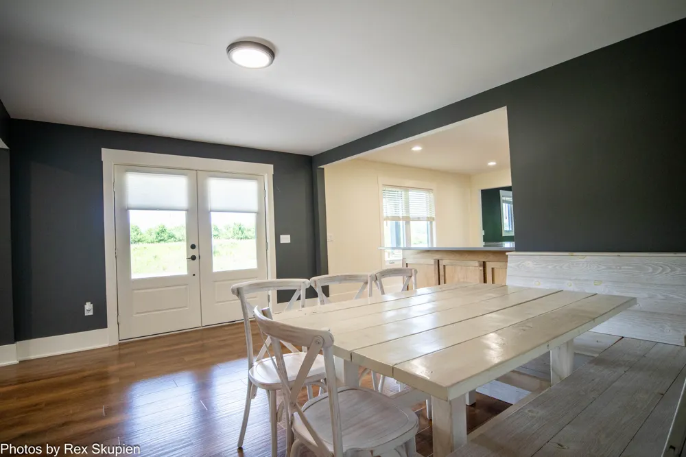 17090 Kenowa Avenue Kent City, MI 49330