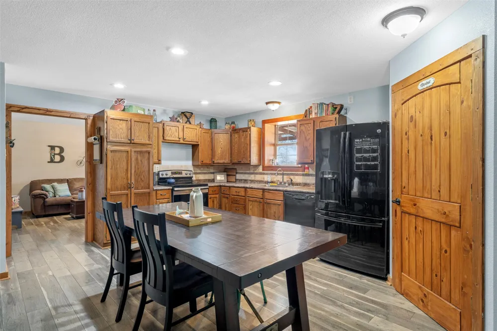 311 Cedar Ridge Drive China Spring, TX 76633