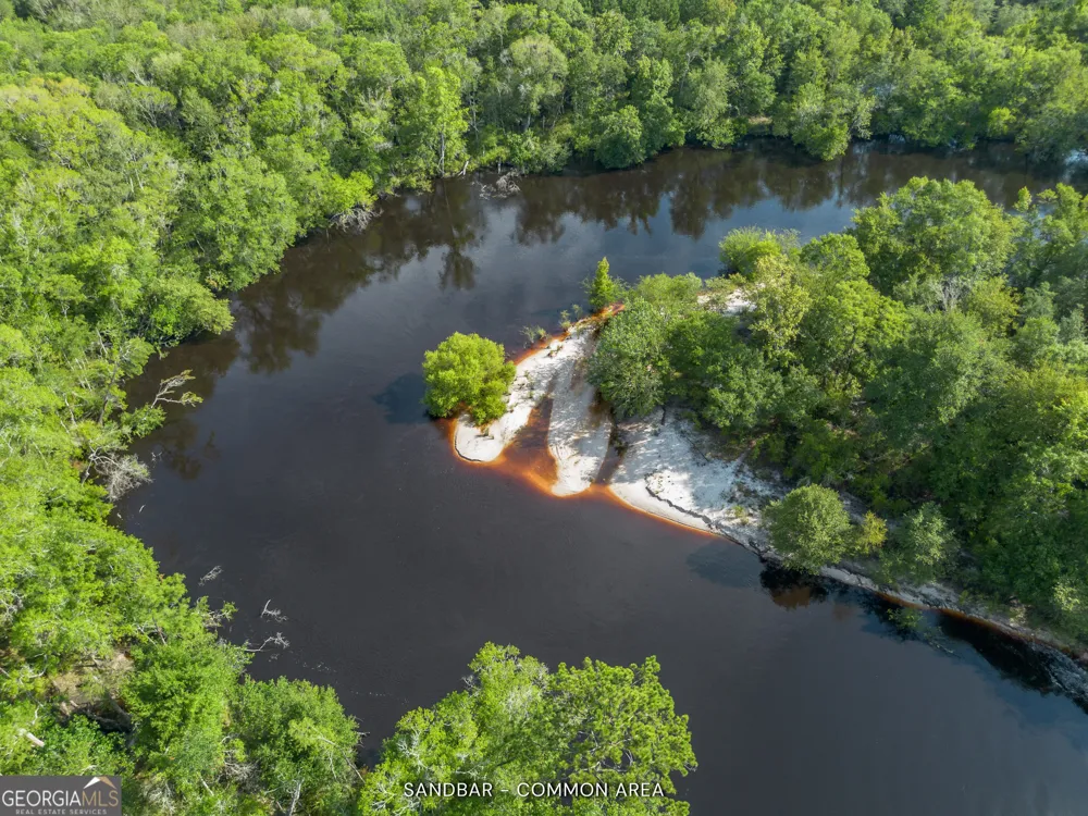 1360 Douglas Fish Camp RD White Oak, GA 31568