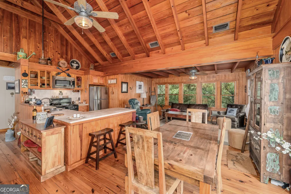 1360 Douglas Fish Camp RD White Oak, GA 31568
