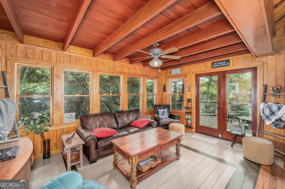 1360 Douglas Fish Camp RD White Oak, GA 31568