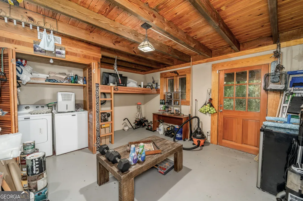 1360 Douglas Fish Camp RD White Oak, GA 31568