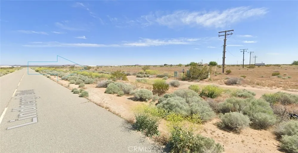 22300 Rickenbacker Court Kern, CA 93505