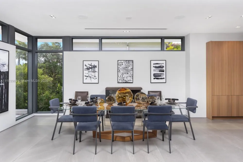 440 Mola Ave Fort Lauderdale, FL 33301