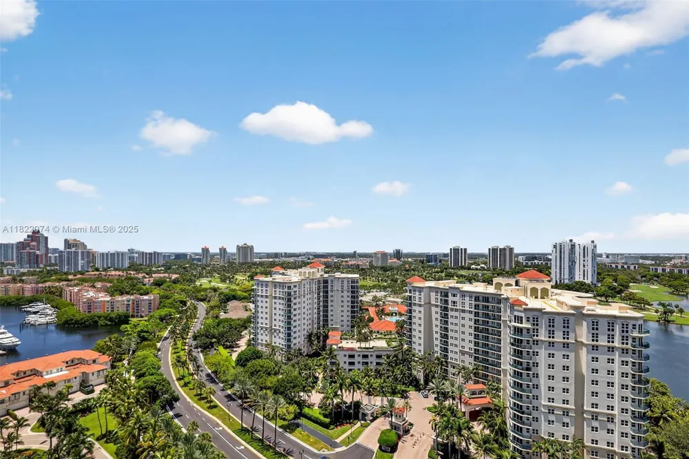 20155 NE 38th Ct #2201 Aventura, FL 33180
