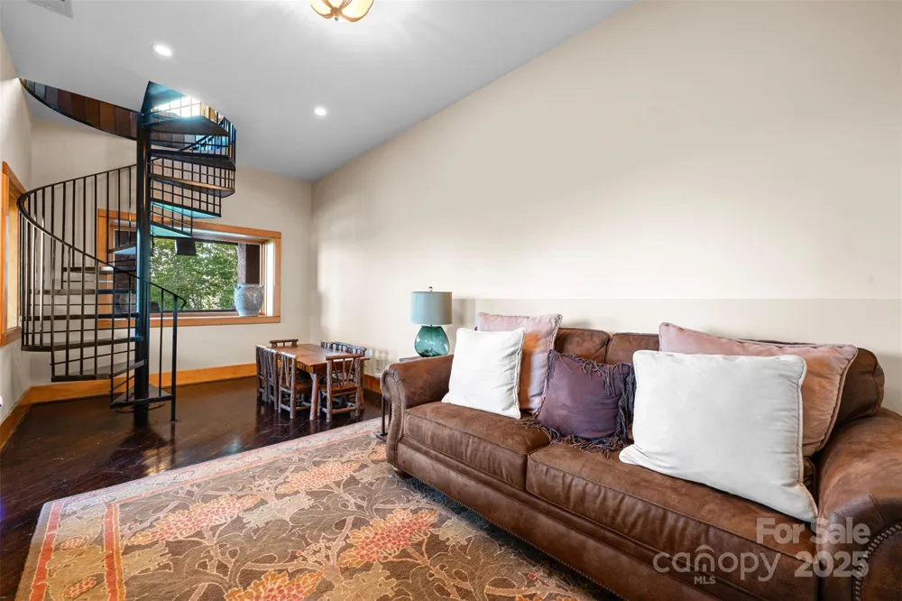 2910 Eagles Nest Trail Banner Elk, NC 28604