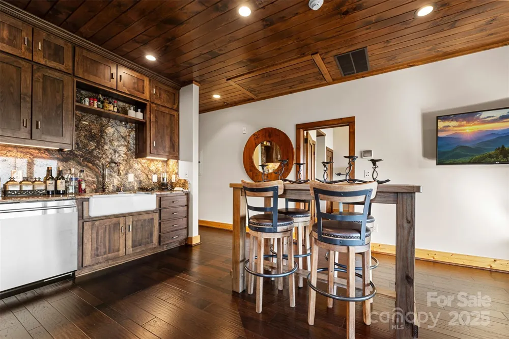 2910 Eagles Nest Trail Banner Elk, NC 28604