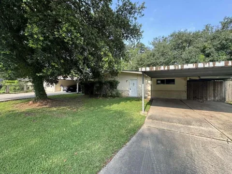 270 Triangle Drive