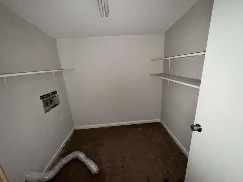 270 Triangle Drive Vidor, TX 77662