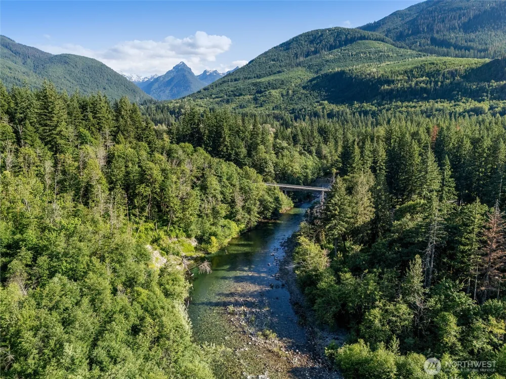 76011 NE 123rd Street Skykomish, WA 98288