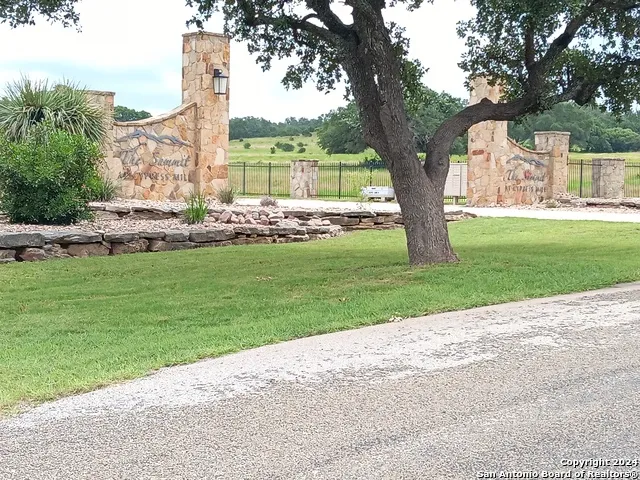 LOT 92 Summit Ridge Trail Johnson City, TX 78636