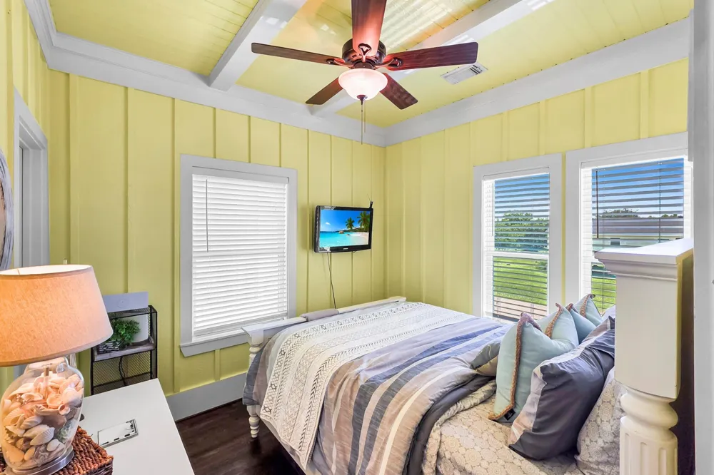 2207 Nelson Avenue Port Bolivar, TX 77650