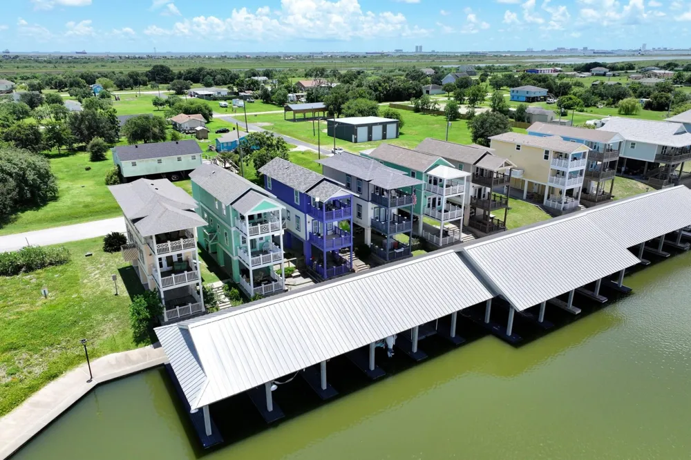 2207 Nelson Avenue Port Bolivar, TX 77650