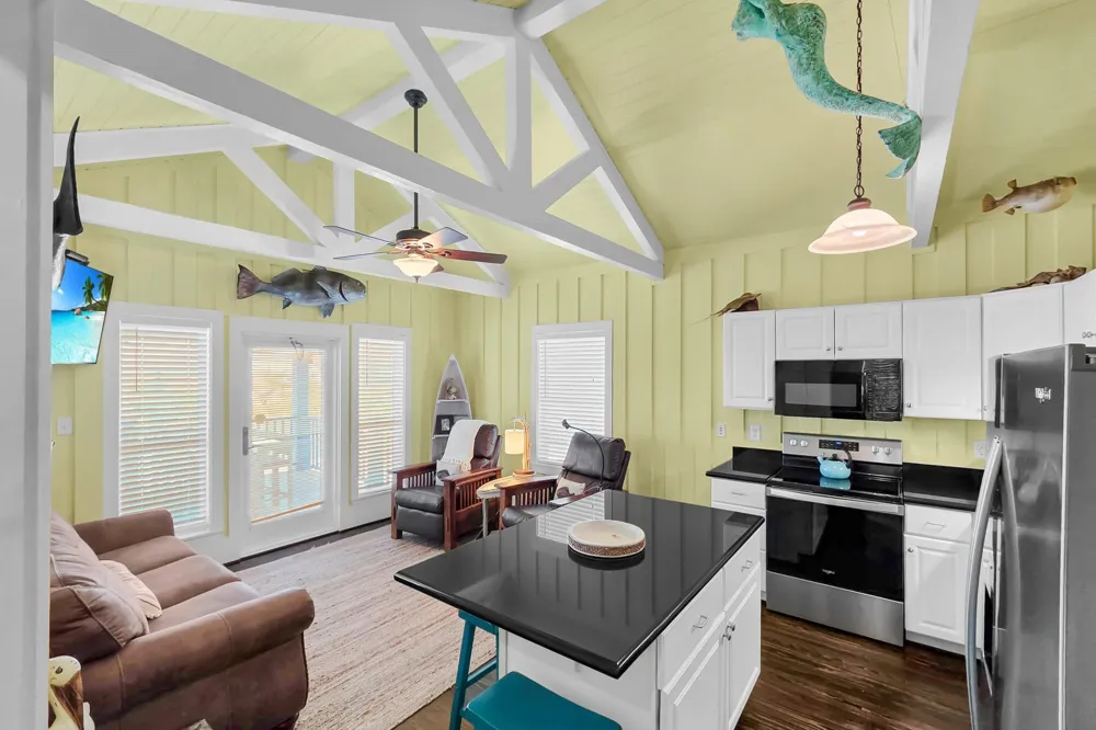2207 Nelson Avenue Port Bolivar, TX 77650
