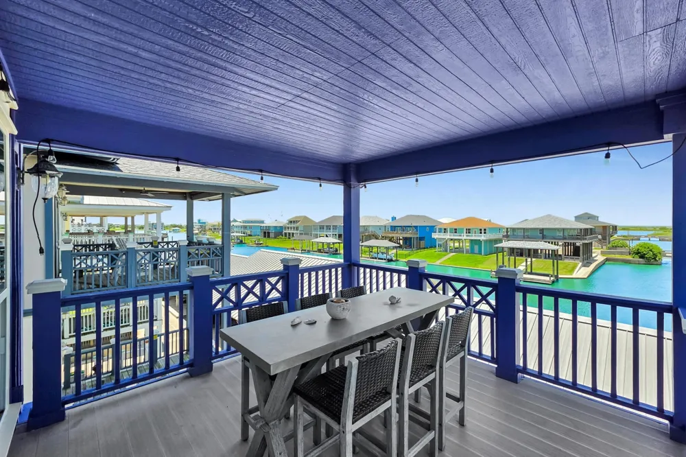 2207 Nelson Avenue Port Bolivar, TX 77650