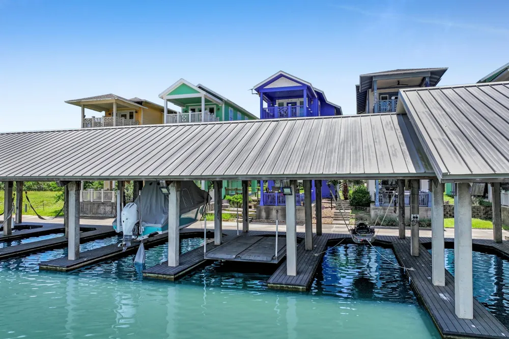 2207 Nelson Avenue Port Bolivar, TX 77650