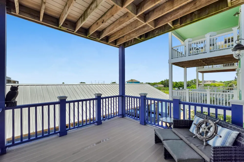 2207 Nelson Avenue Port Bolivar, TX 77650