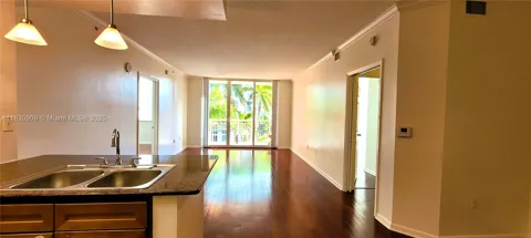 2000 Bayshore Dr #509