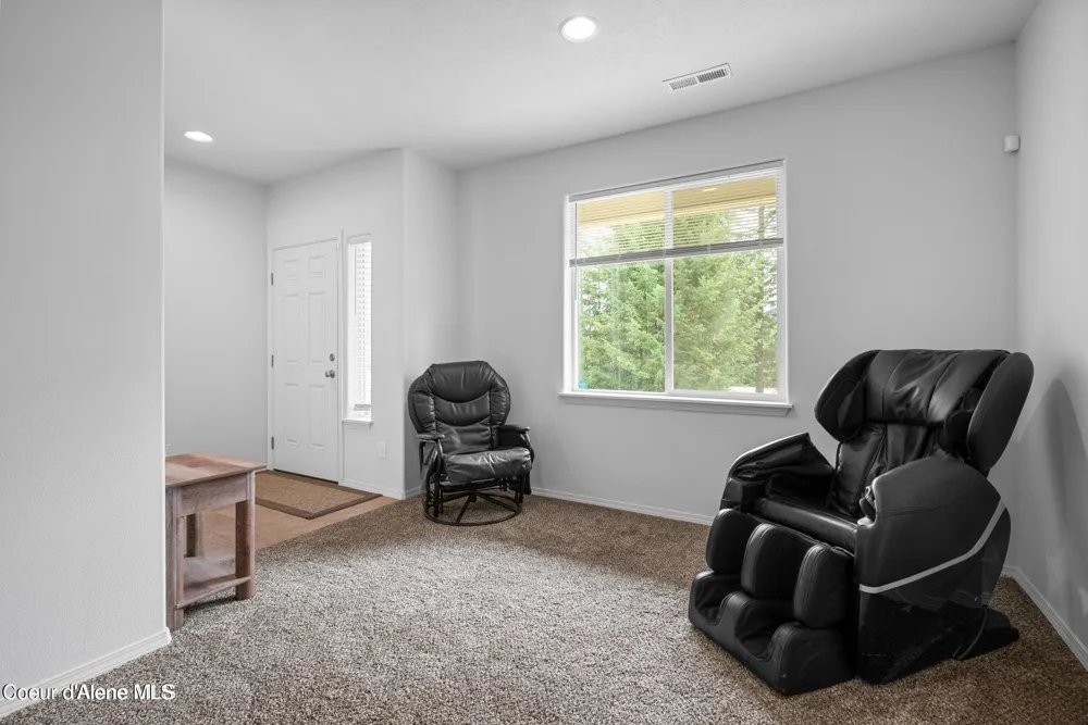 21714 S LAKEVIEW DRIVE Worley, ID 83876
