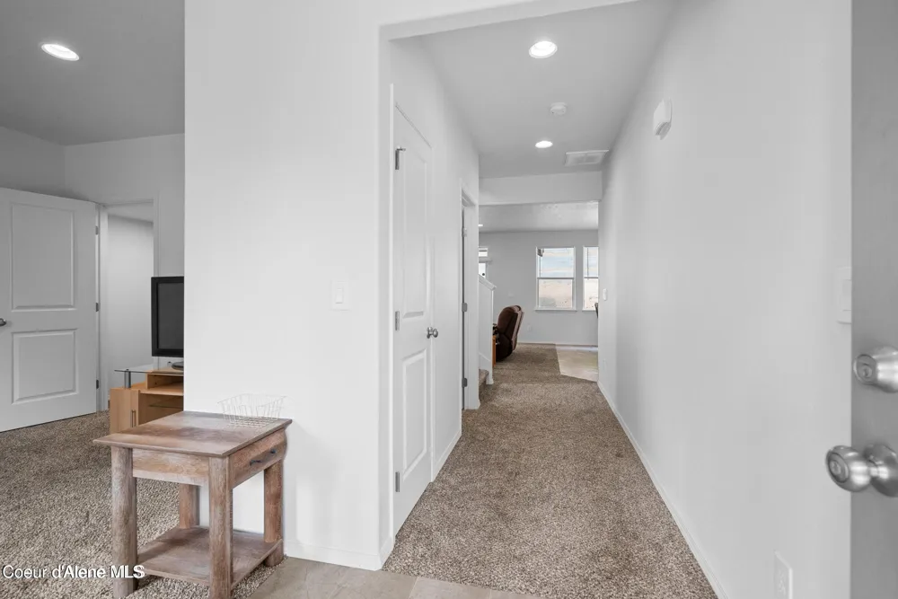 21714 S LAKEVIEW DRIVE Worley, ID 83876