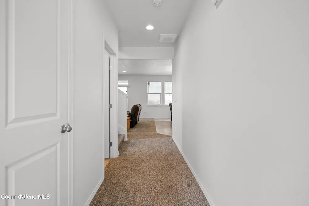 21714 S LAKEVIEW DRIVE Worley, ID 83876