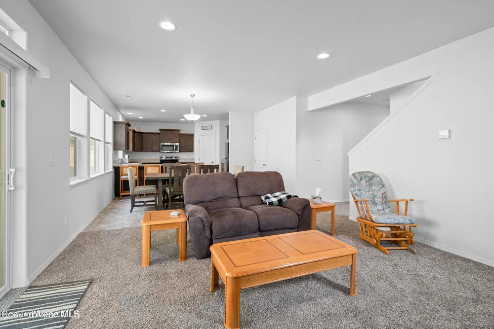 21714 S LAKEVIEW DRIVE Worley, ID 83876