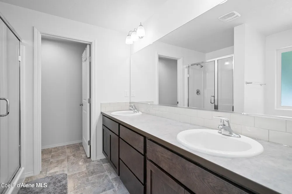 21714 S LAKEVIEW DRIVE Worley, ID 83876