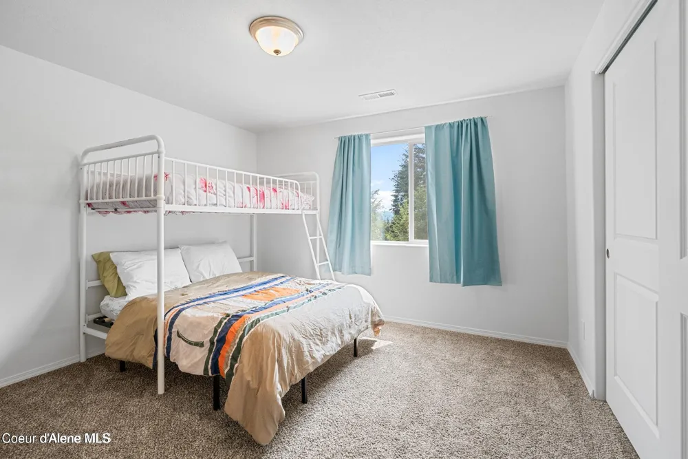 21714 S LAKEVIEW DRIVE Worley, ID 83876