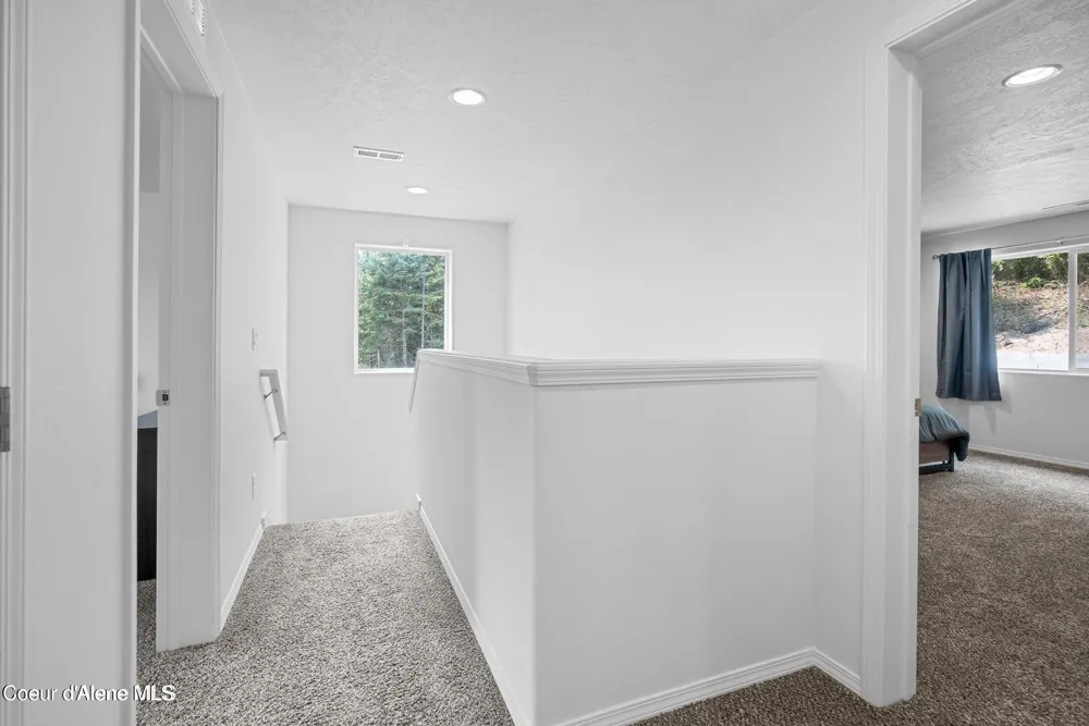 21714 S LAKEVIEW DRIVE Worley, ID 83876