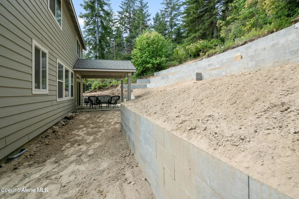 21714 S LAKEVIEW DRIVE Worley, ID 83876