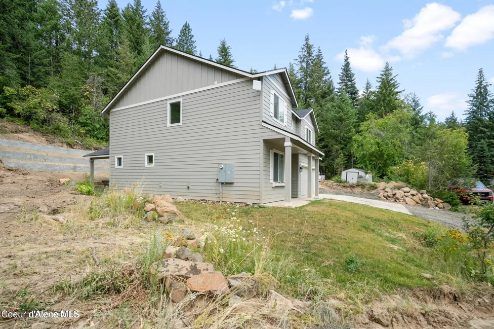 21714 S LAKEVIEW DRIVE Worley, ID 83876