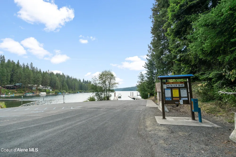 21714 S LAKEVIEW DRIVE Worley, ID 83876