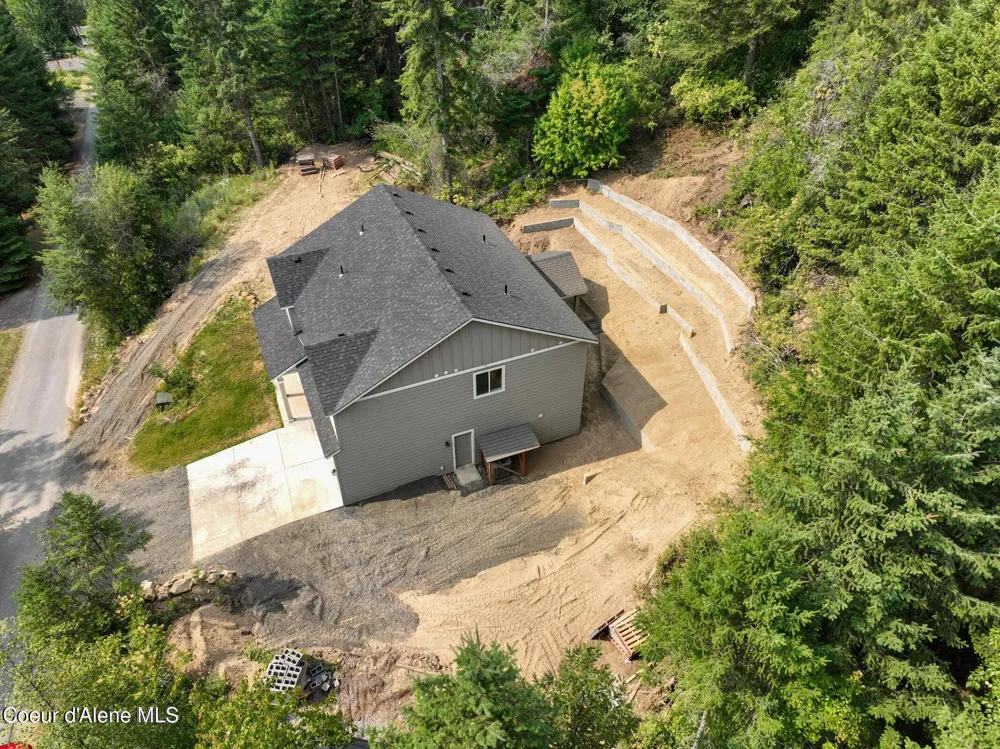 21714 S LAKEVIEW DRIVE Worley, ID 83876