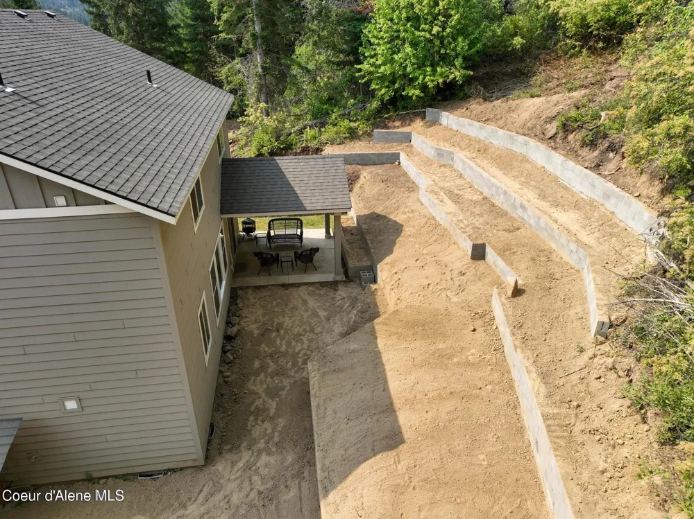 21714 S LAKEVIEW DRIVE Worley, ID 83876