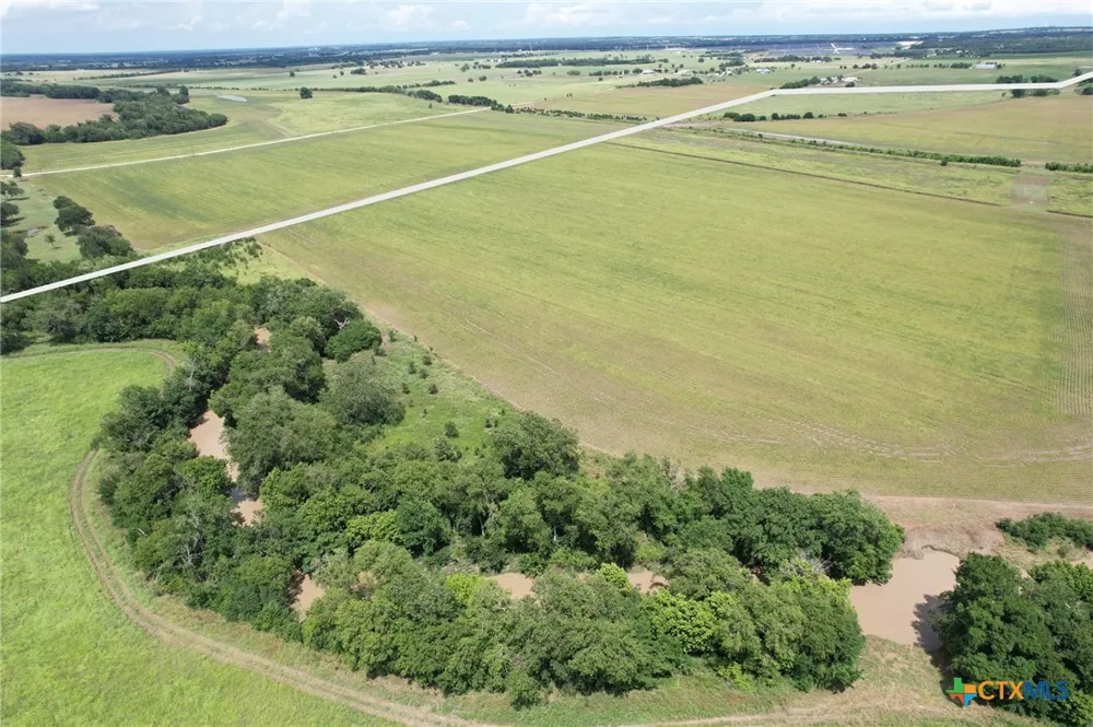 7216 CR 446 Thorndale, TX 76577