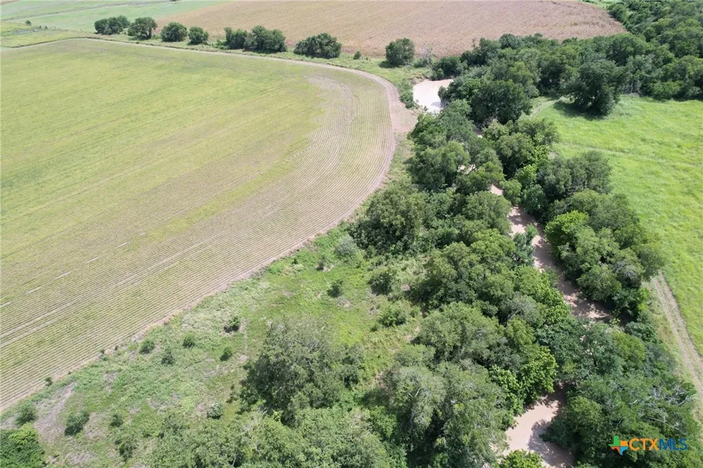 7216 CR 446 Thorndale, TX 76577