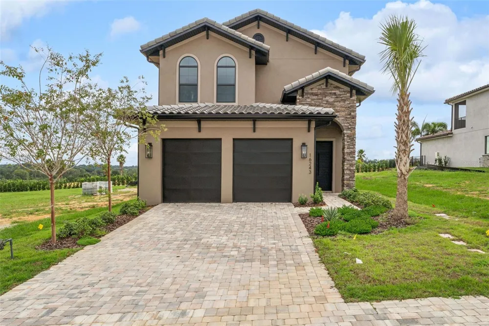 16243 VETTA DRIVE Montverde, FL 34756