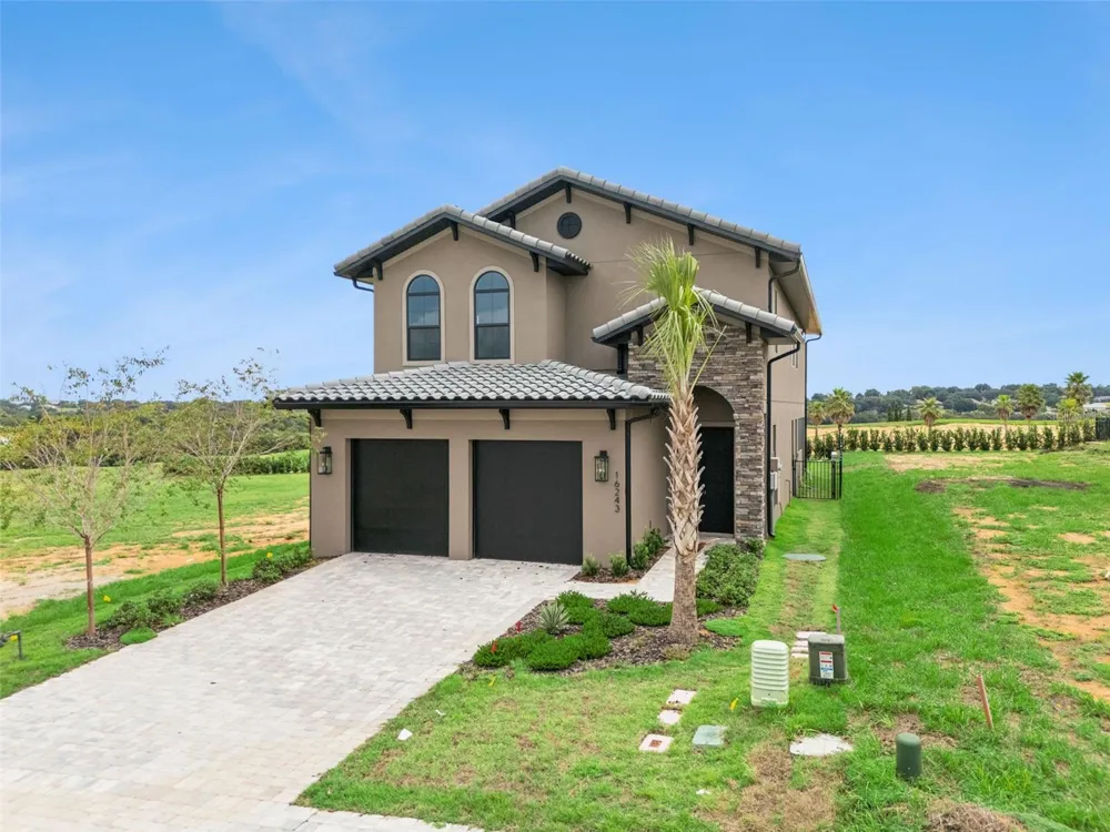 16243 VETTA DRIVE Montverde, FL 34756