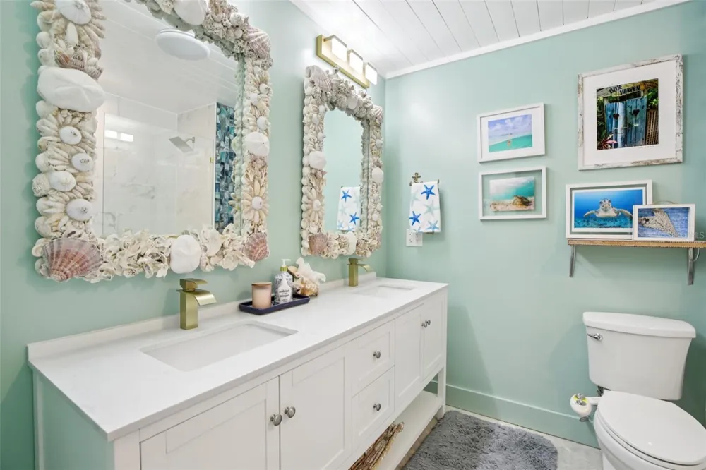 613 BUTTONWOOD DRIVE Longboat Key, FL 34228