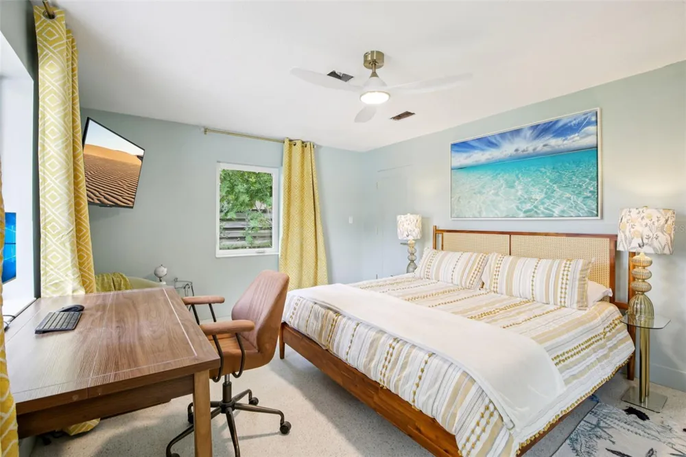 613 BUTTONWOOD DRIVE Longboat Key, FL 34228