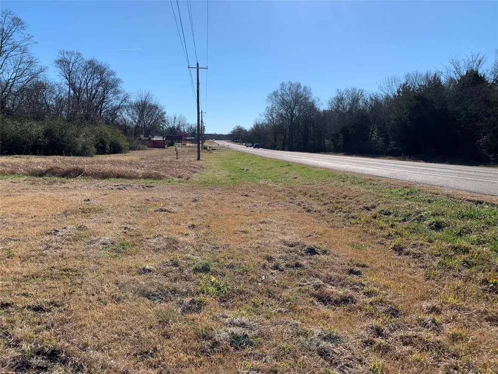 329 E Greenville Street Alba, TX 75410