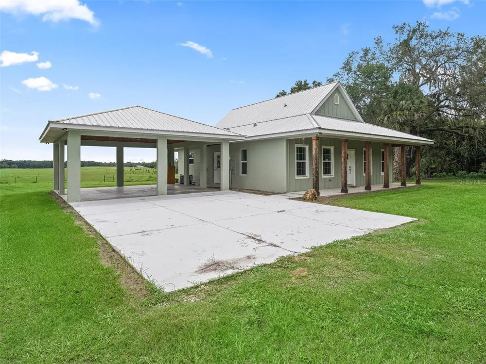 8567 CR 635 Bushnell, FL 33513