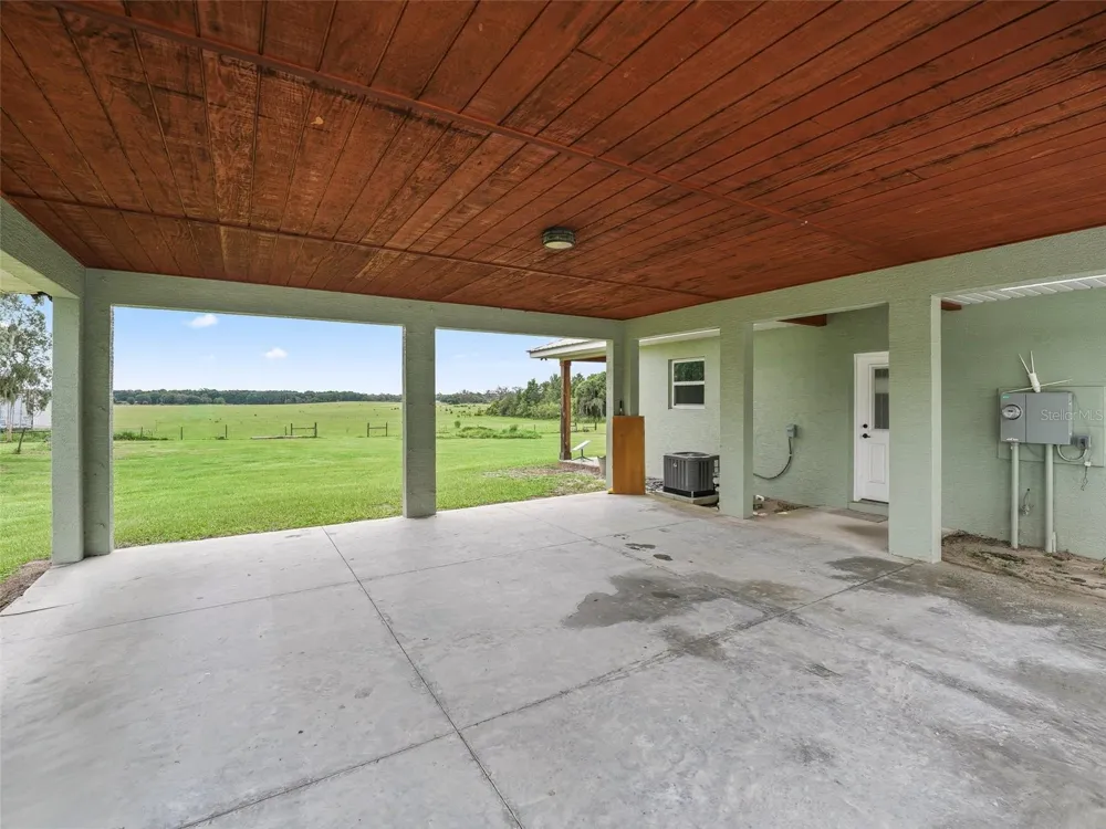 8567 CR 635 Bushnell, FL 33513