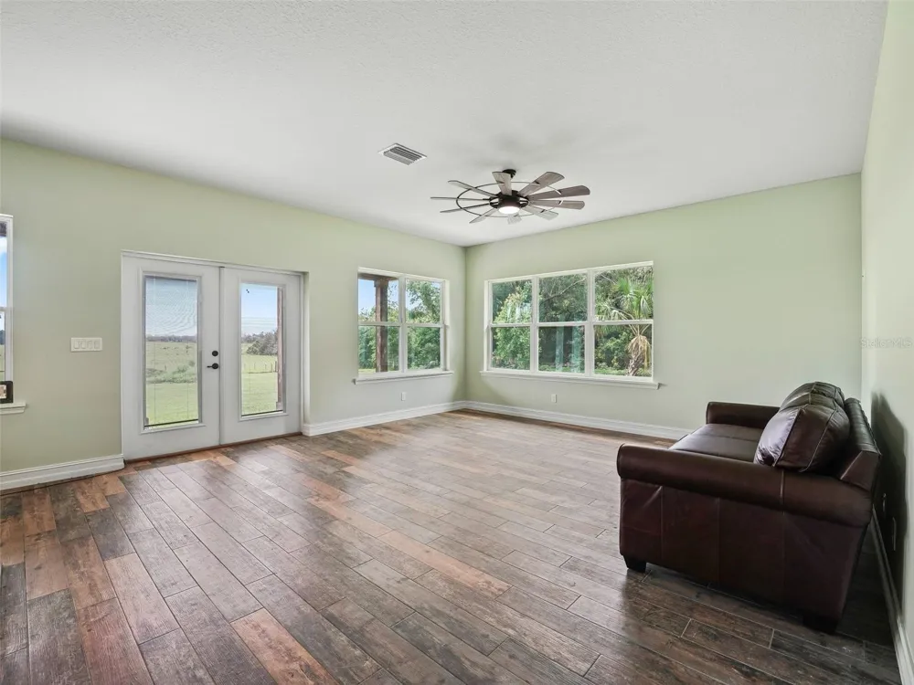 8567 CR 635 Bushnell, FL 33513